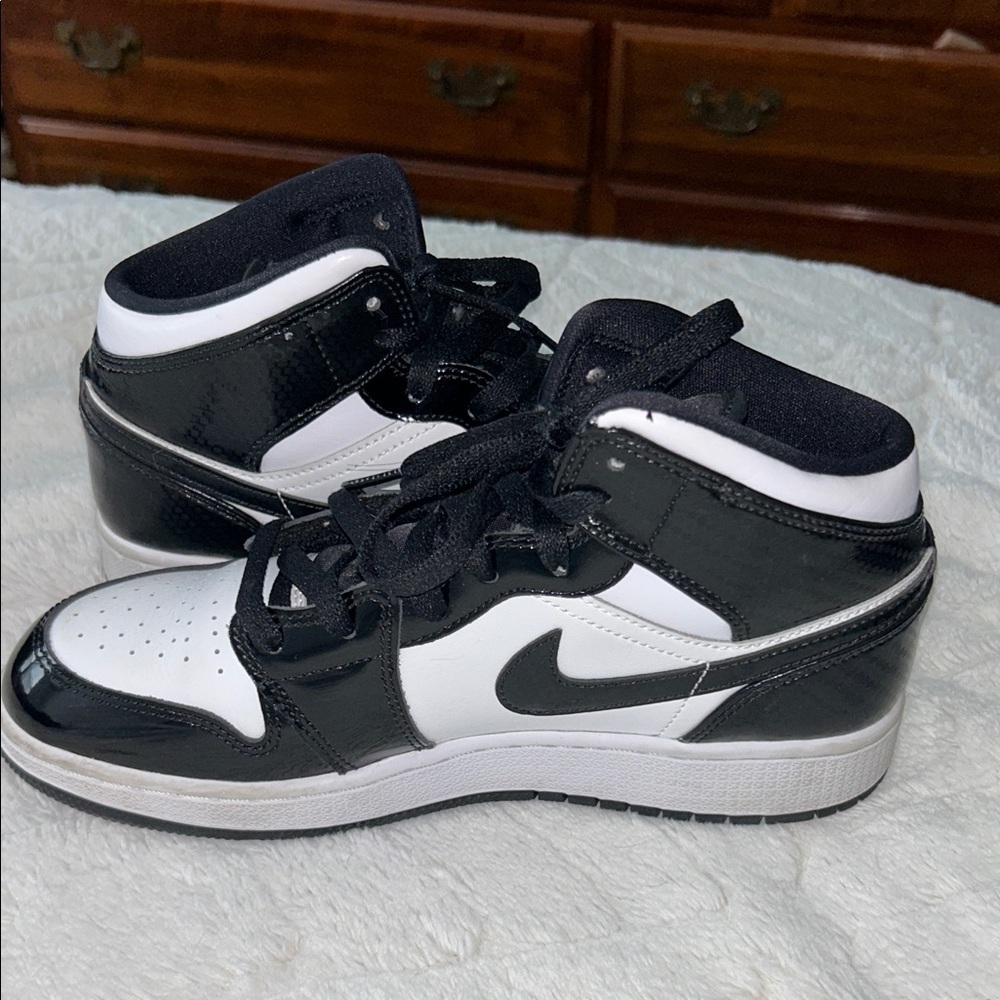 Jordan 1 Mid All Star, Kids size 6.5 - Picture 4 of 9